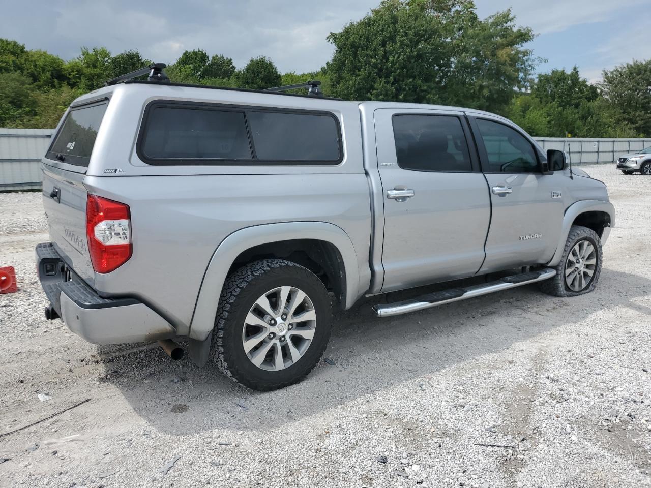 2016 Toyota Tundra Crewmax Limited - Фото 3