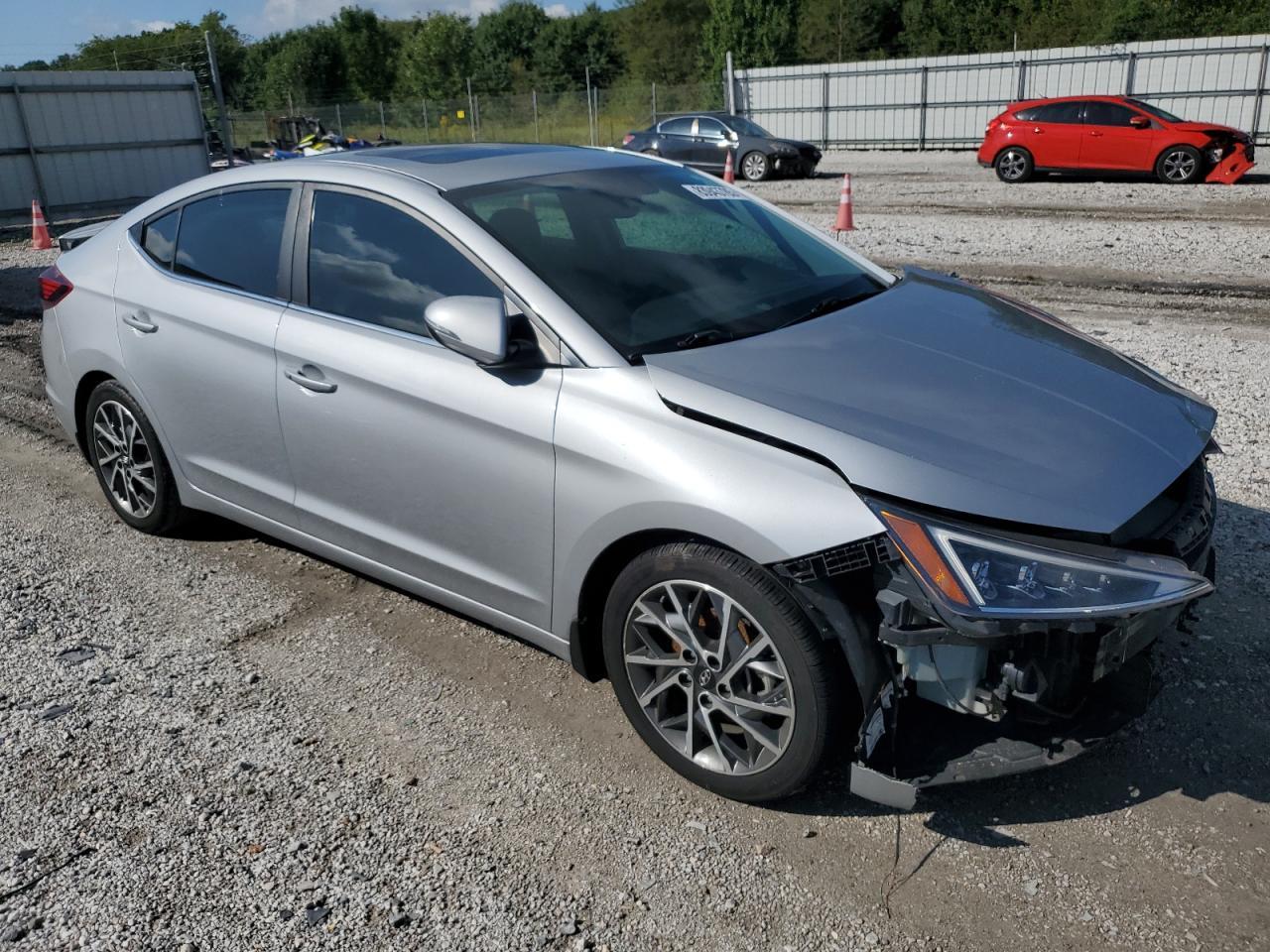 2020 Hyundai Elantra Sel - Image 4