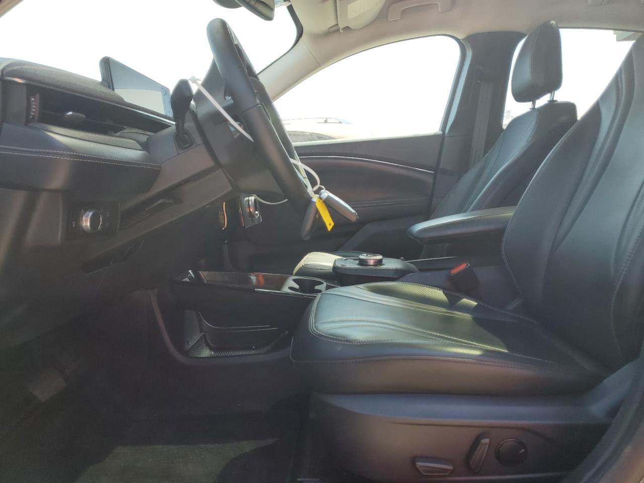 2021 Ford Mustang Mach-E Premium - Фото 7