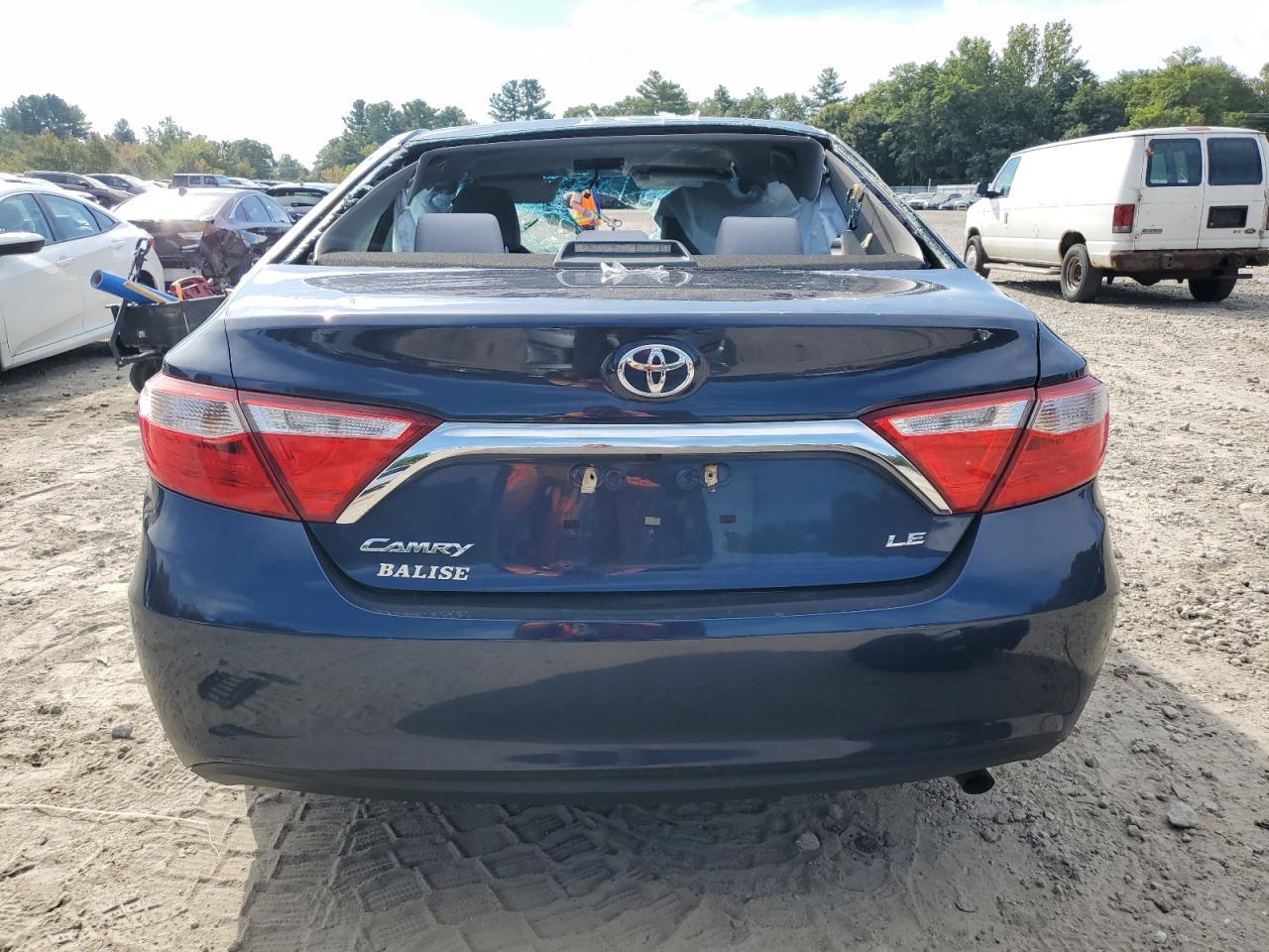 2017 Toyota Camry Le - Image 6