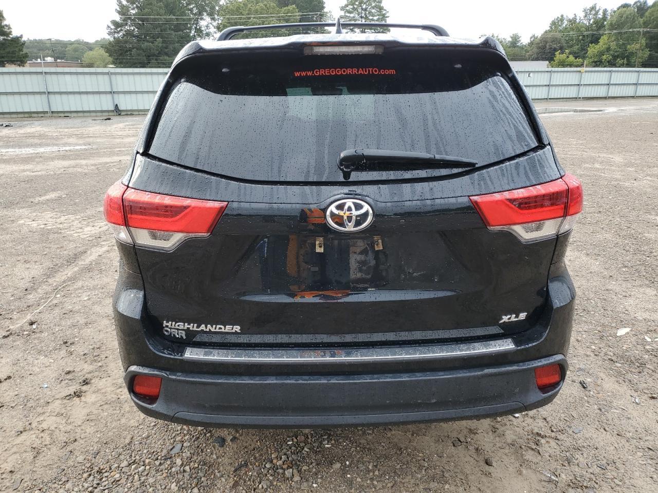 2018 Toyota Highlander Se - Фото 6