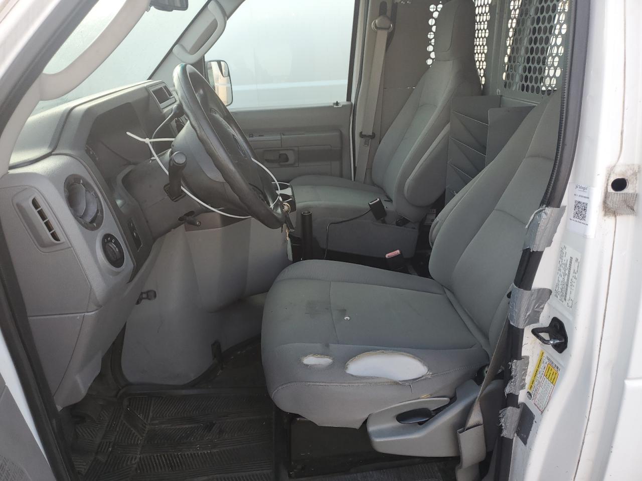 2013 Ford Econoline E250 Van - Image 7