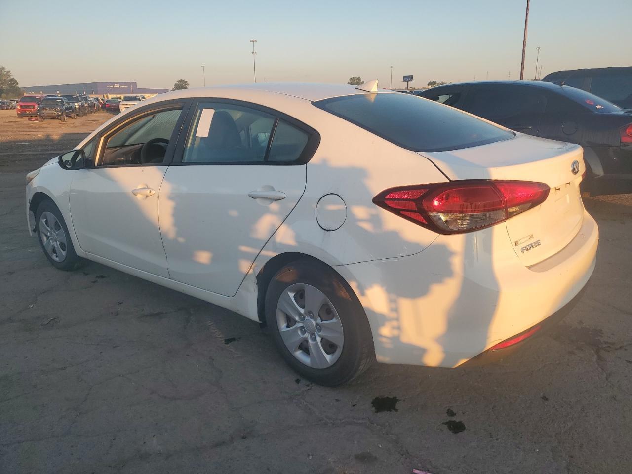 2017 Kia Forte Lx - Фото 2