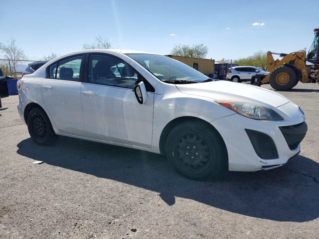 2011 Mazda 3 I - Image 4