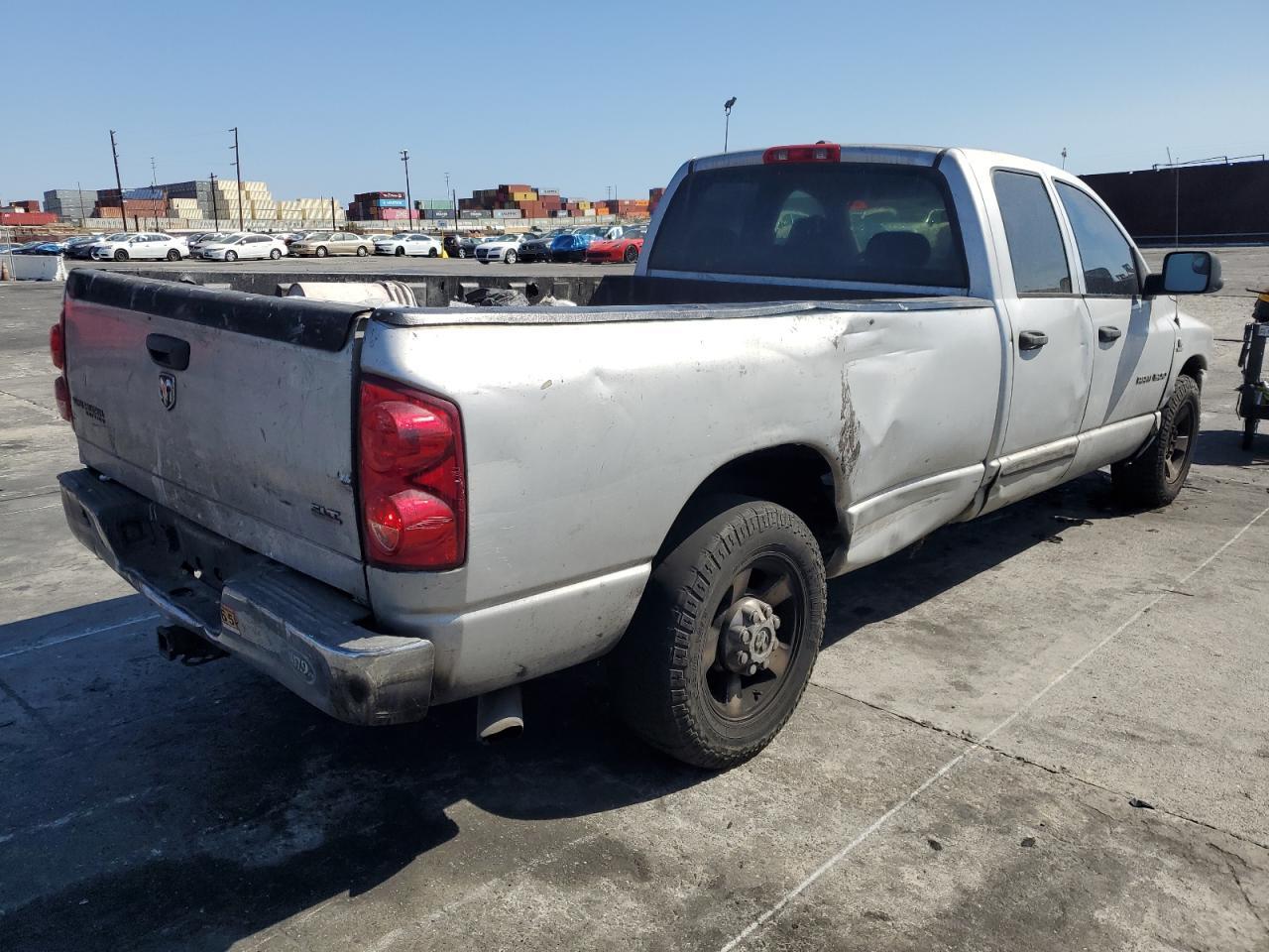2007 Dodge Ram 2500 St - Фото 3