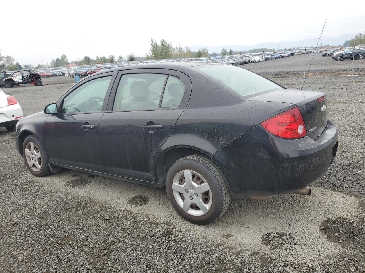 2007 Chevrolet Cobalt Ls - Image 2