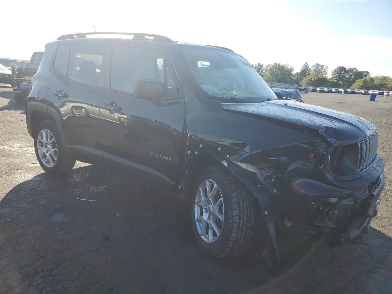 2022 Jeep Renegade Latitude - Фото 4