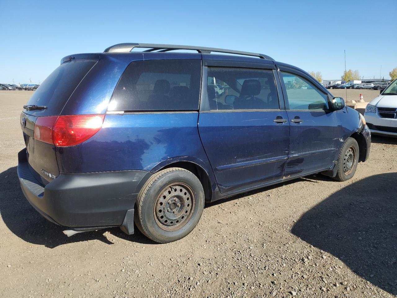 2006 Toyota Sienna Ce - Image 3
