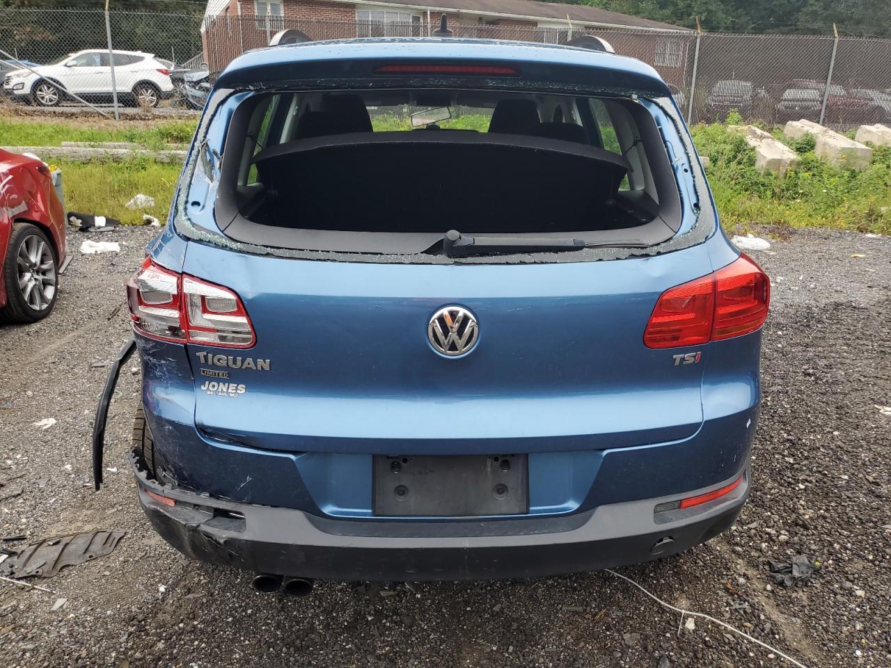 2018 Volkswagen Tiguan Limited - Image 6