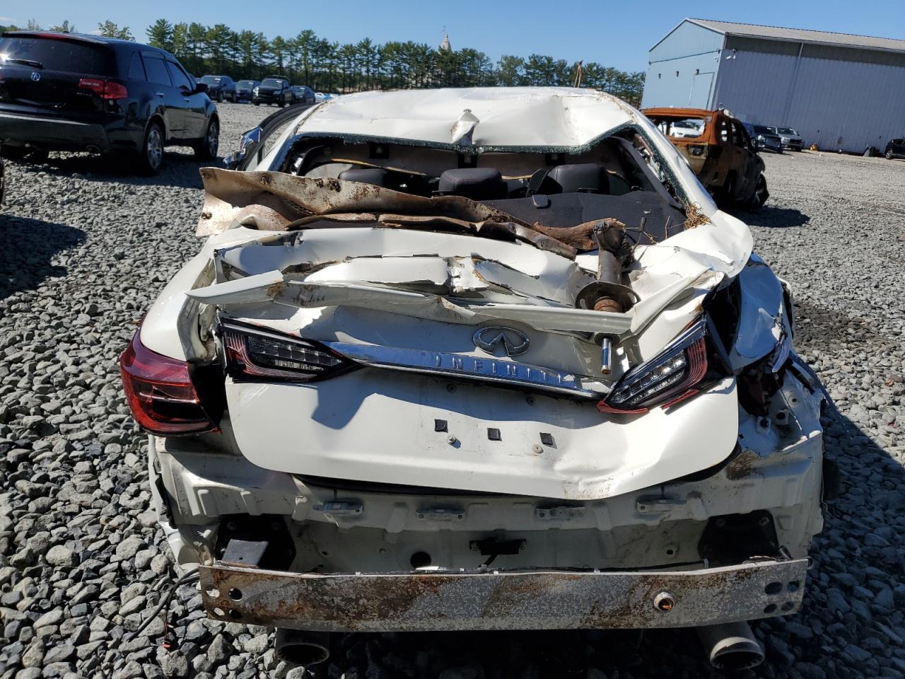 2018 Infiniti Q50 Red Sport 400 - Image 6
