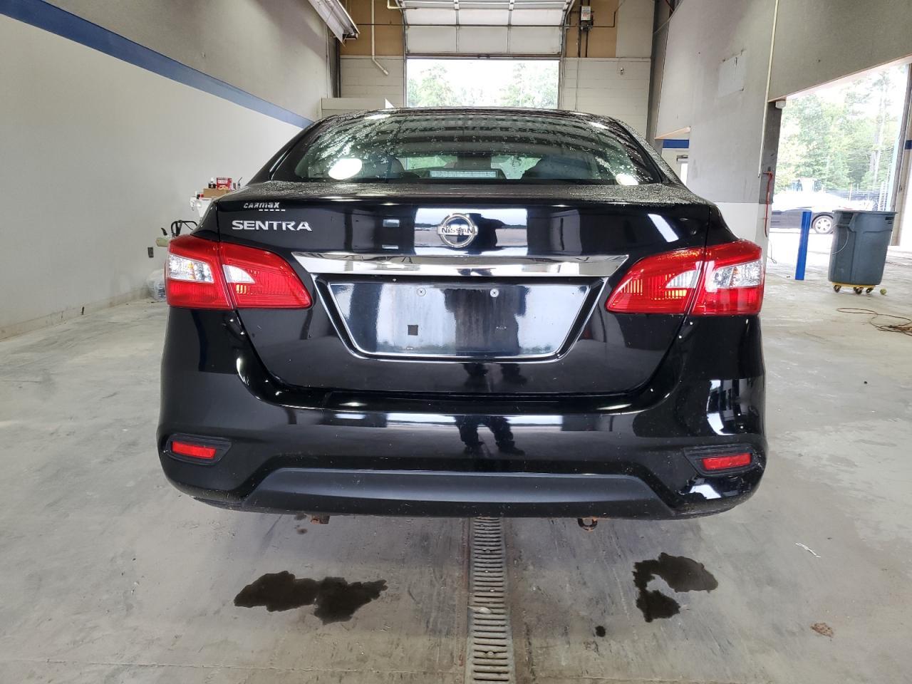 2019 Nissan Sentra S - Image 6