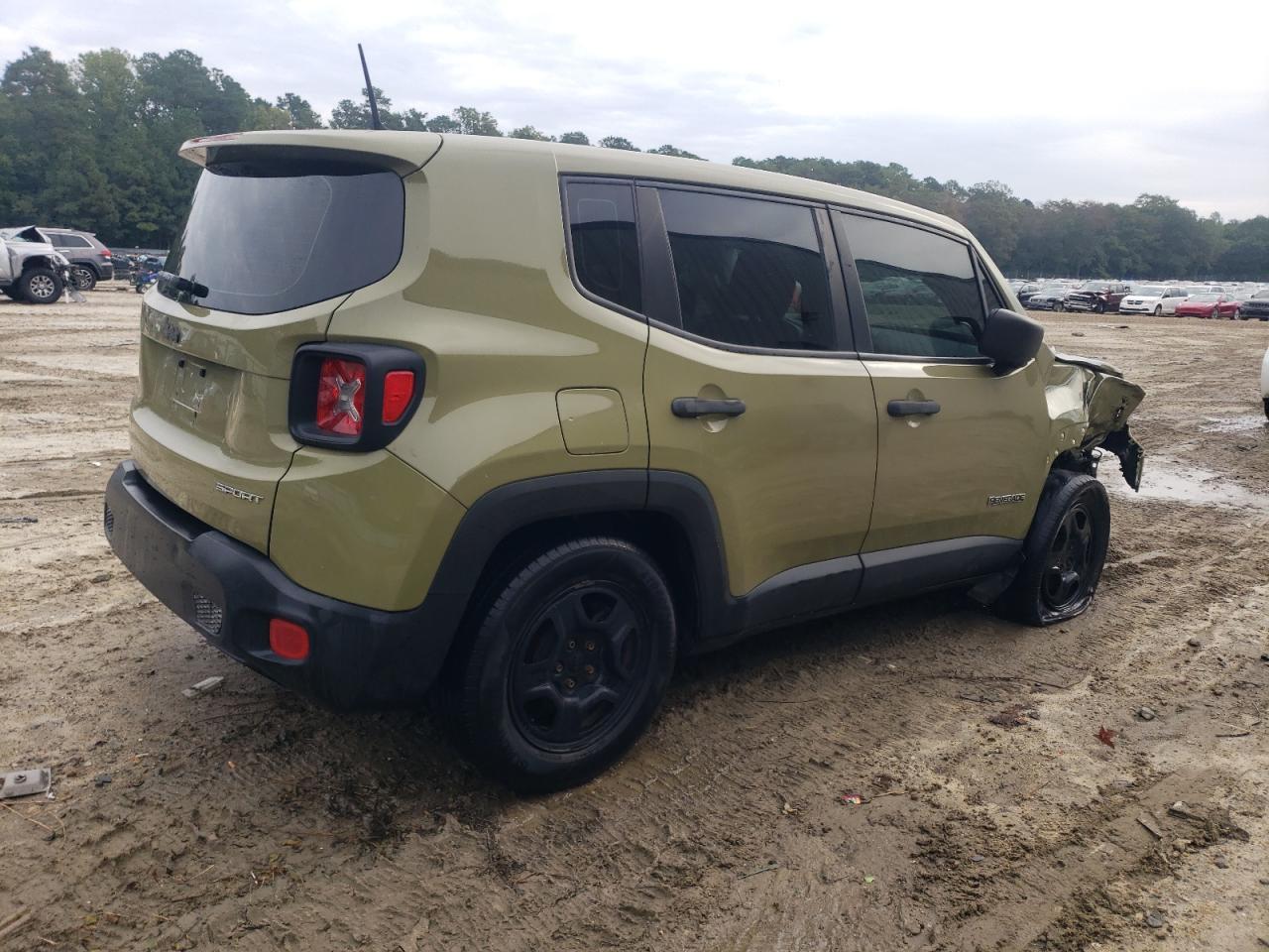 2015 Jeep Renegade Sport - Фото 3