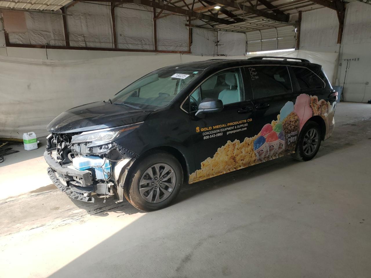 2021 Toyota Sienna Le