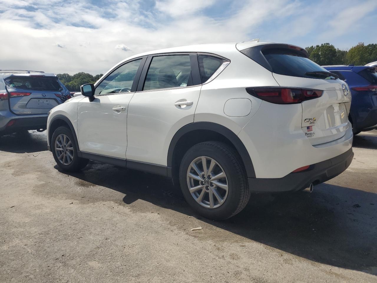 2022 Mazda Cx-5 - Фото 2