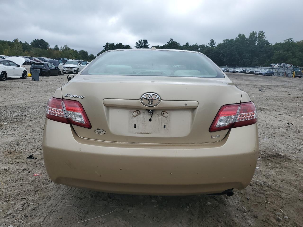 2011 Toyota Camry Base - Image 6