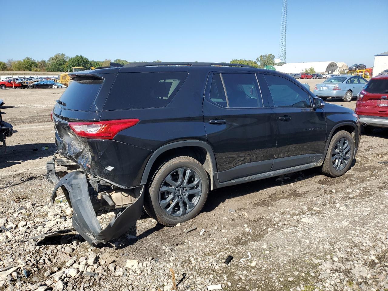 2021 Chevrolet Traverse Rs - Image 3