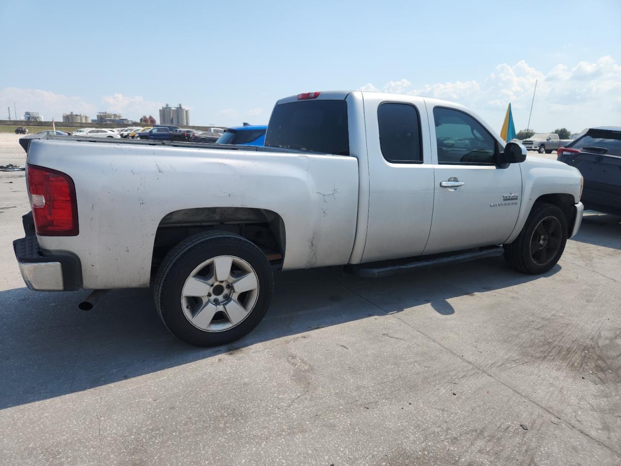 2011 Chevrolet Silverado C1500 Lt - Фото 3