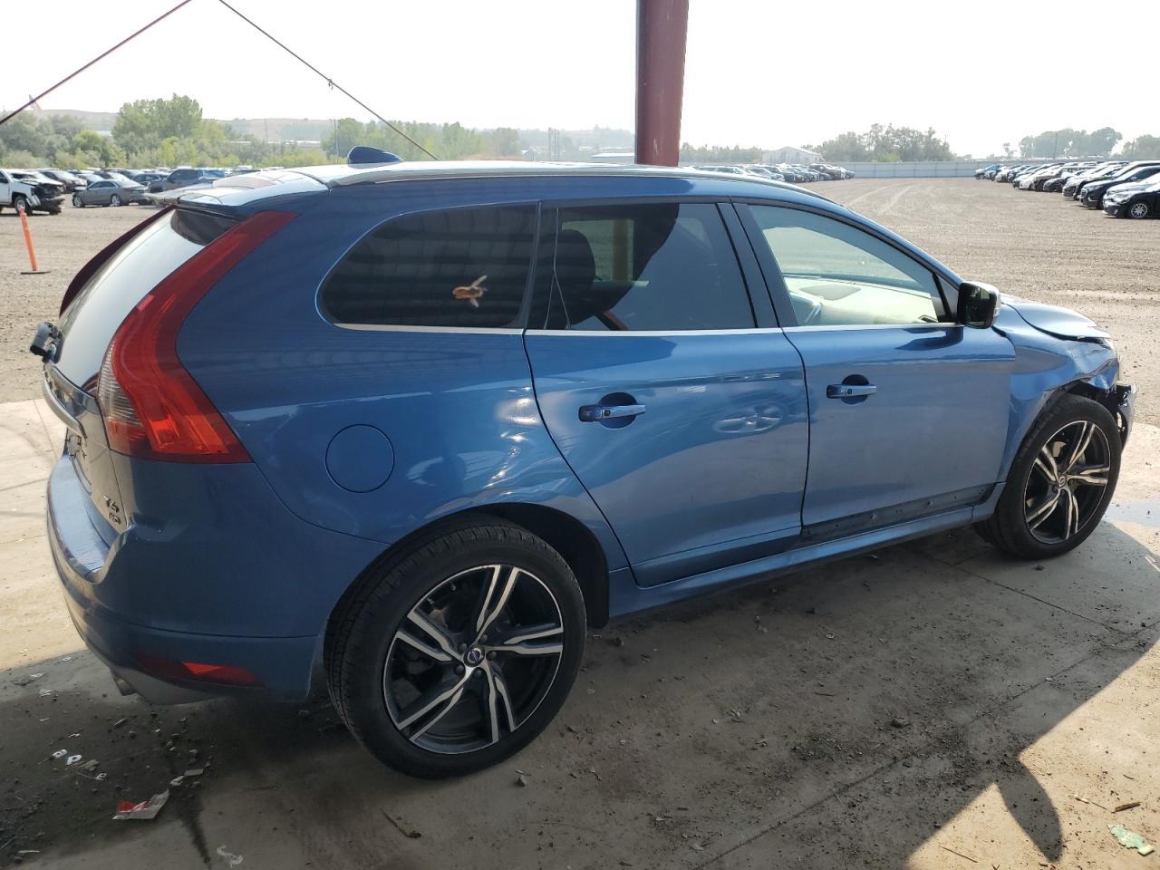 2017 Volvo Xc60 T6 R-Design Platinum - Фото 3