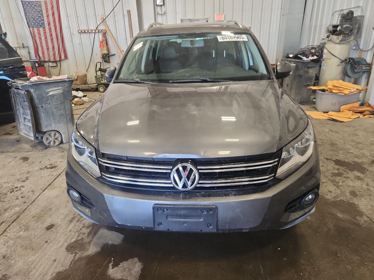 2013 Volkswagen Tiguan S - Image 5