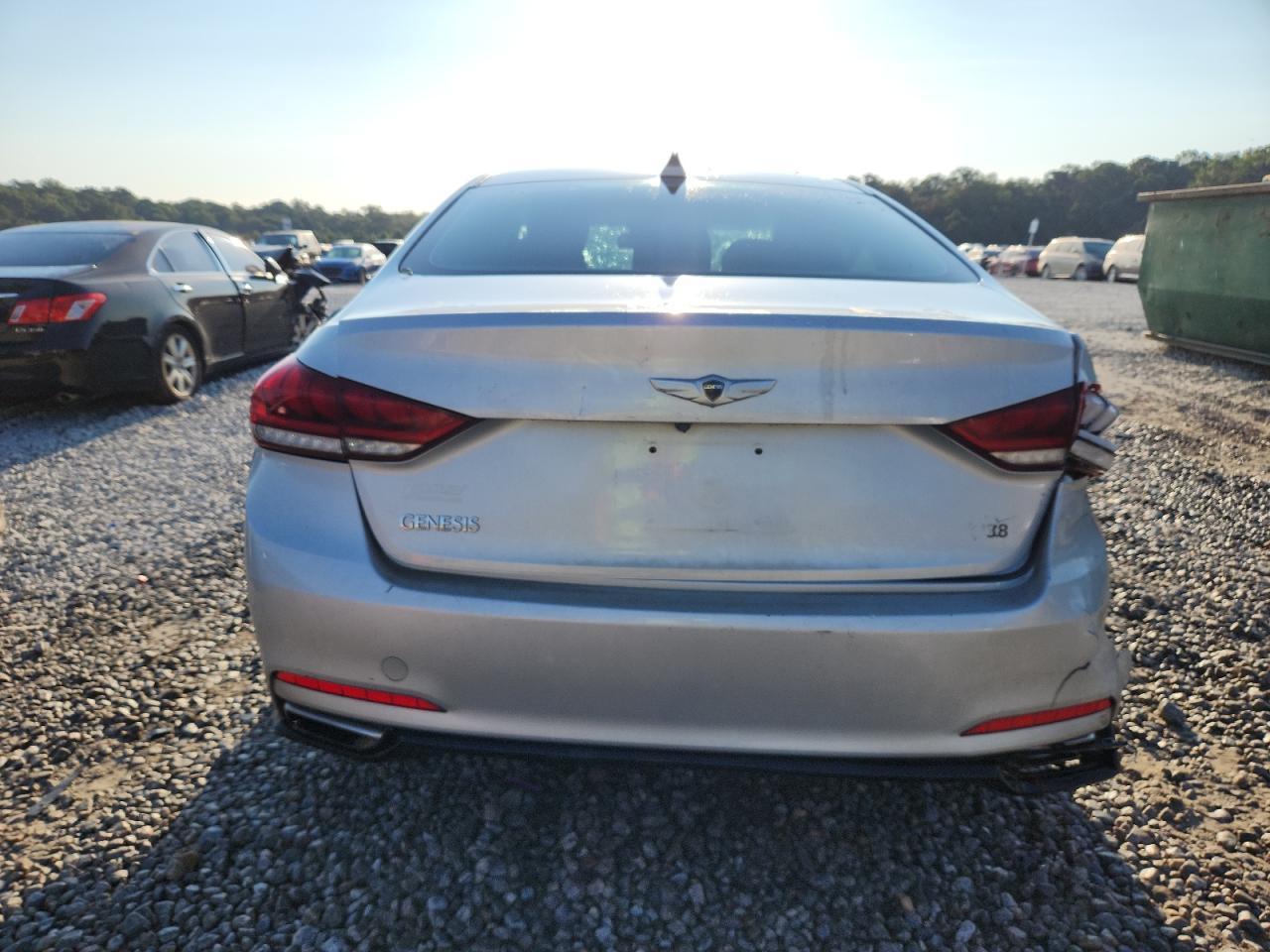 2015 Hyundai Genesis 3.8L - Фото 6