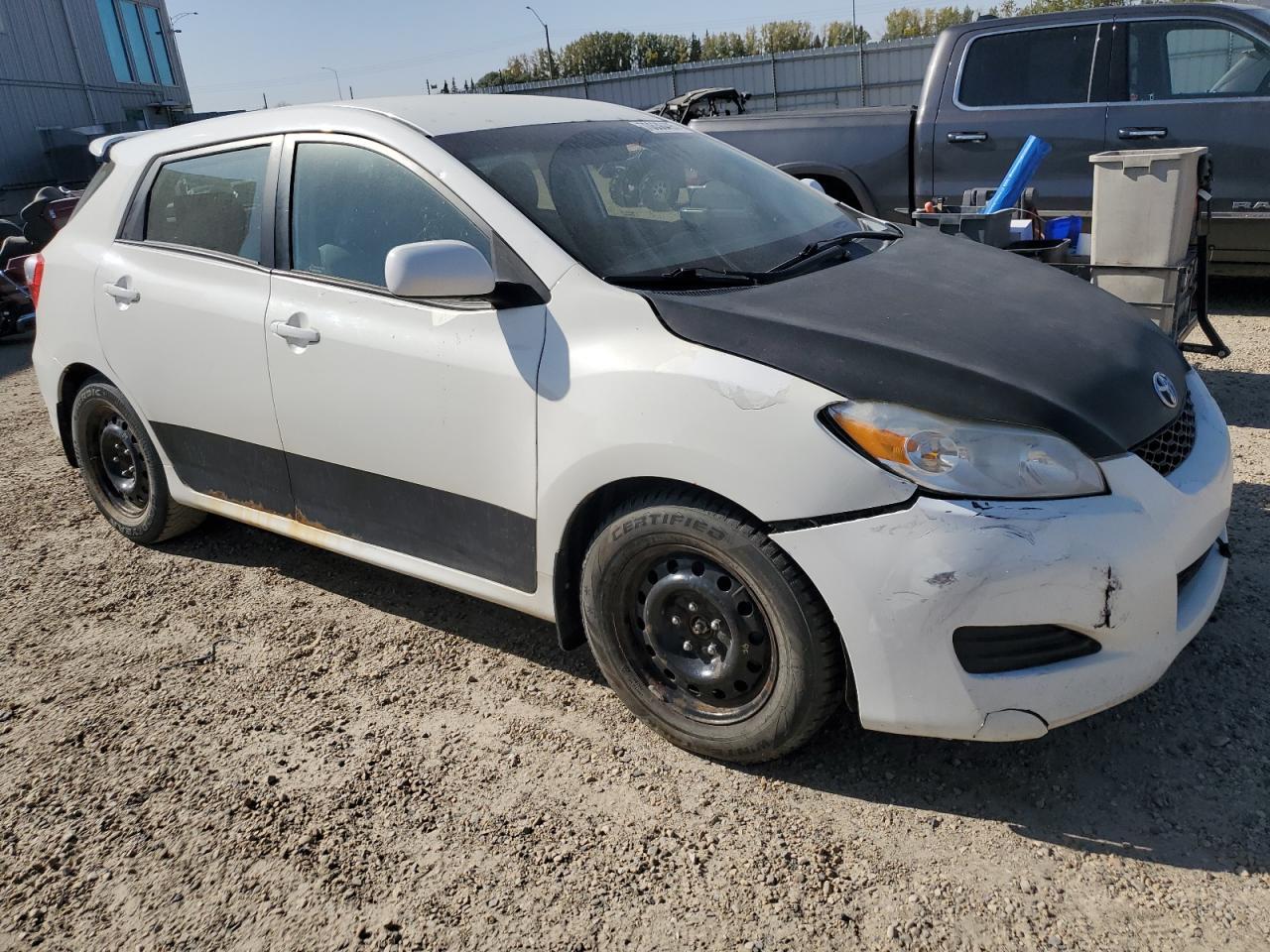 2010 Toyota Matrix - Image 4