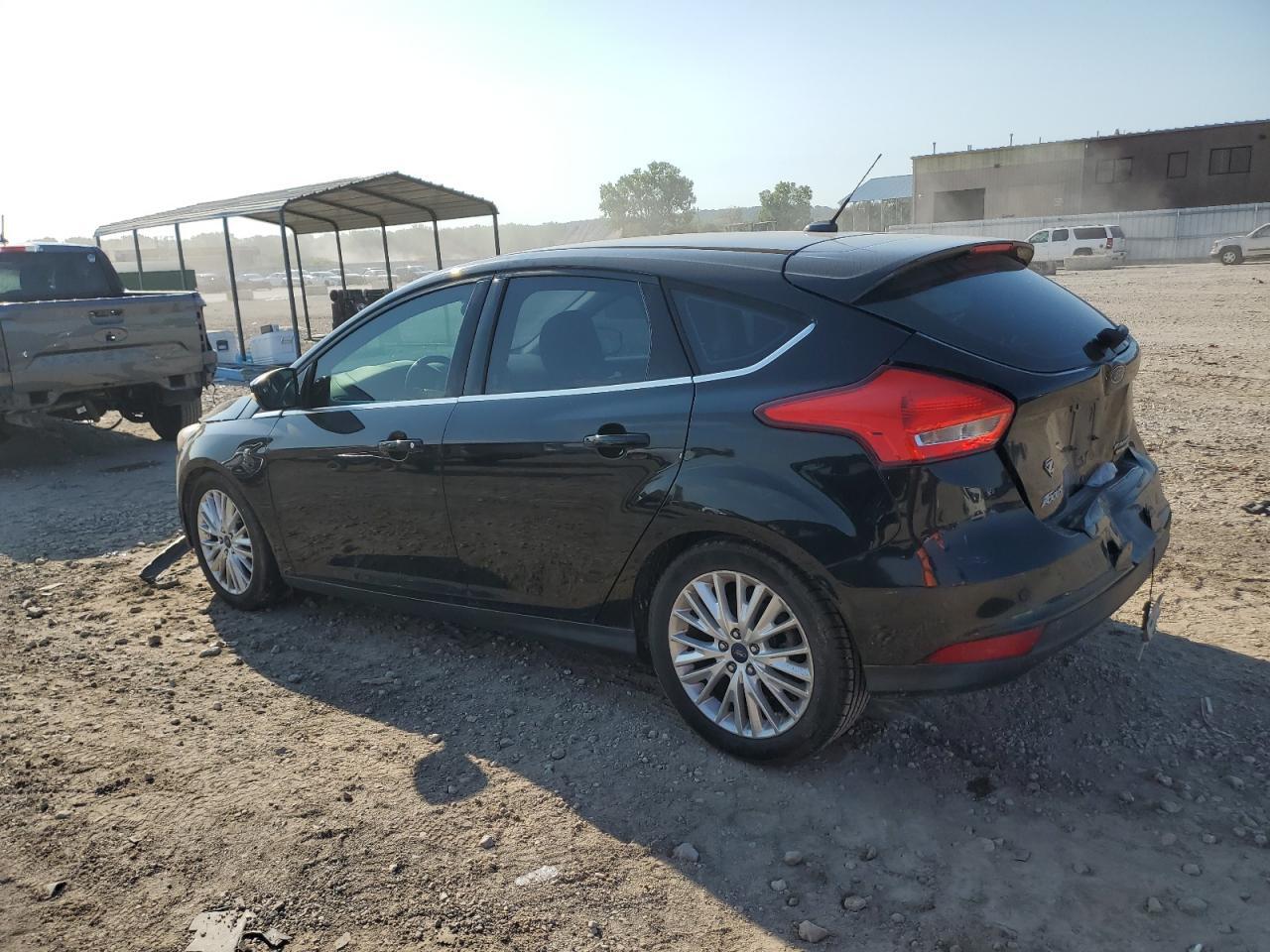 2016 Ford Focus Titanium - Image 2