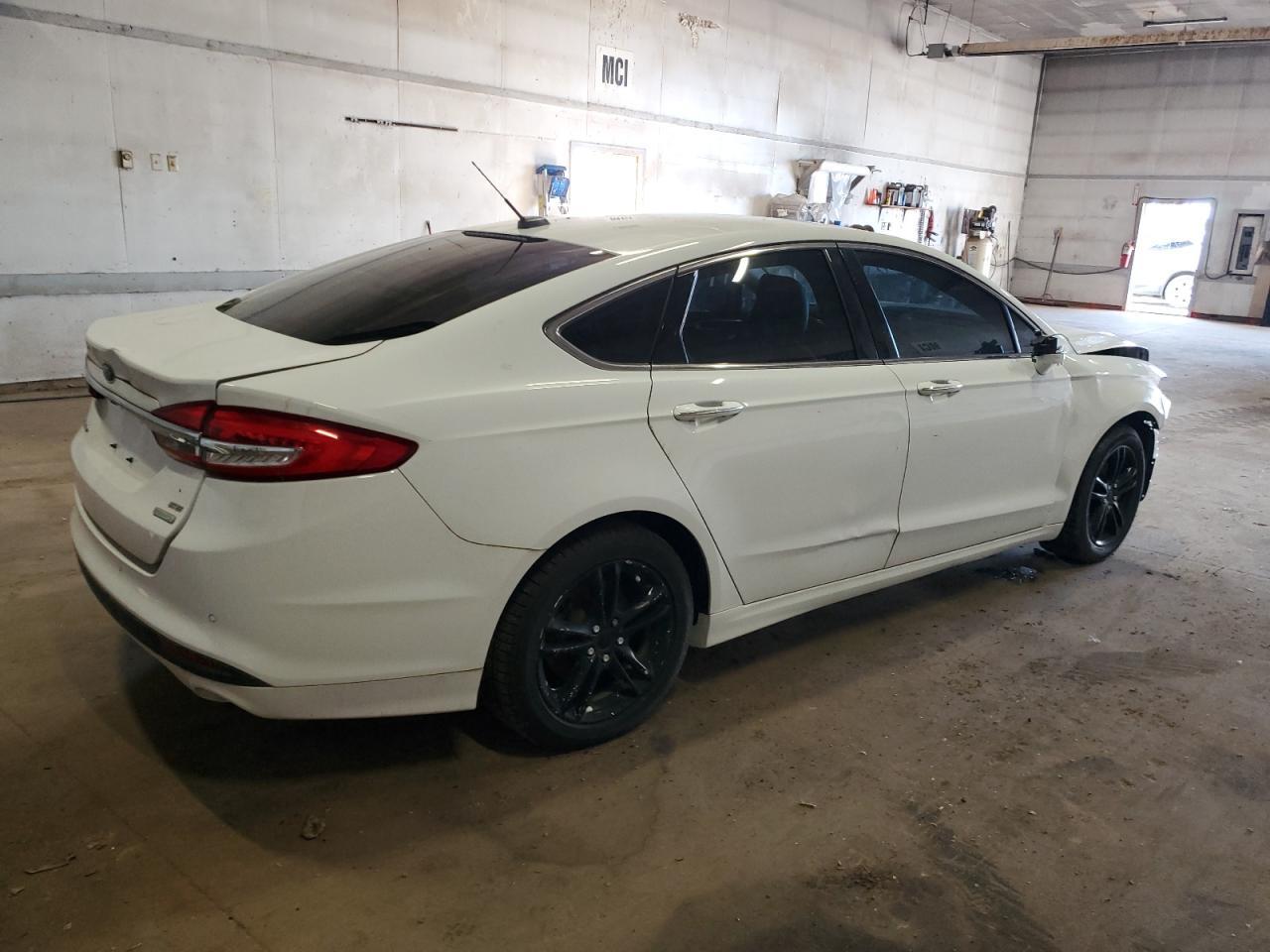 2017 Ford Fusion Se - Фото 3