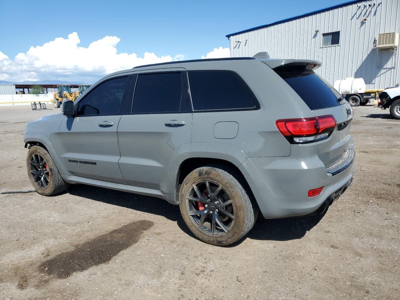 2019 Jeep Grand Cherokee Srt-8 - Image 2