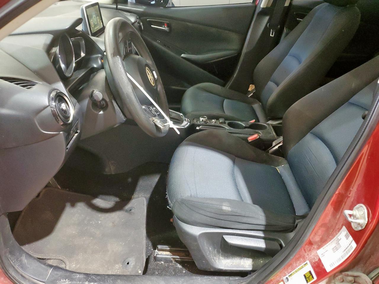 2017 Toyota Yaris Ia - Фото 7