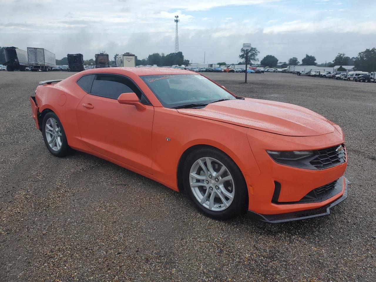 2021 Chevrolet Camaro Ls - Фото 4