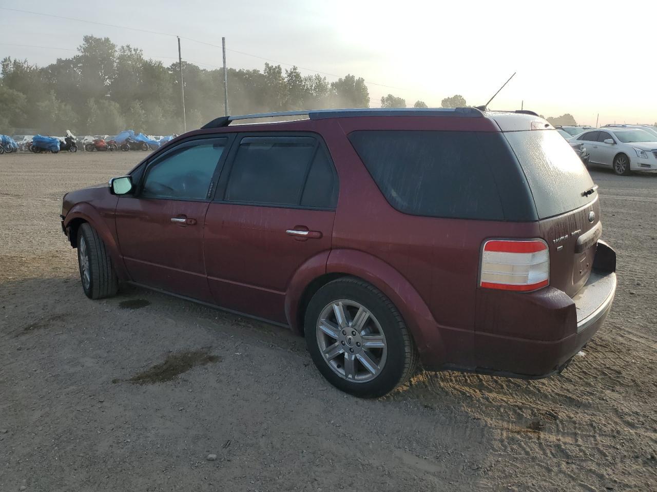 2008 Ford Taurus X Limited - Фото 2