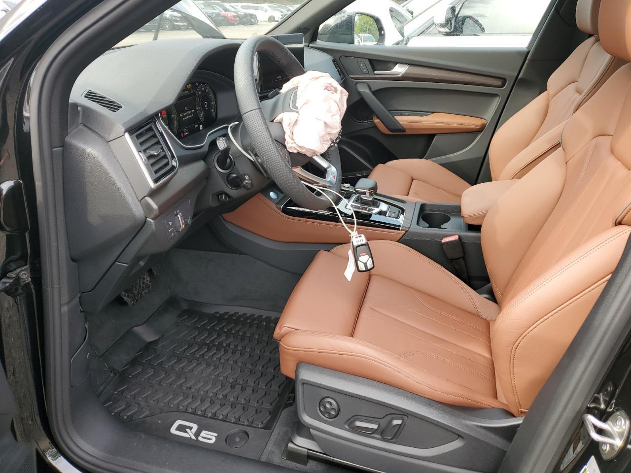 2025 Audi Q5 E Premium Plus 55 - Фото 7