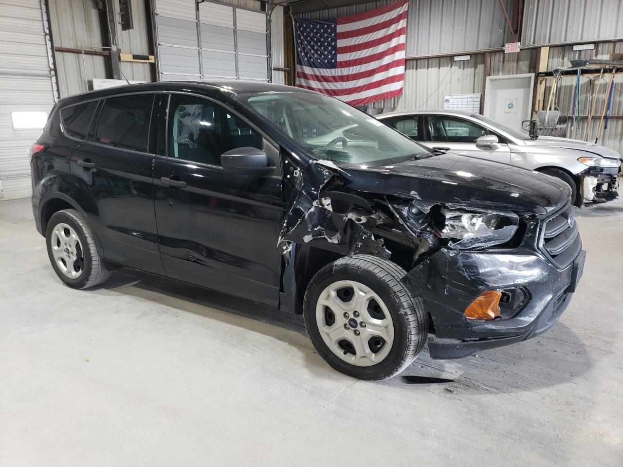 2018 Ford Escape S - Image 4