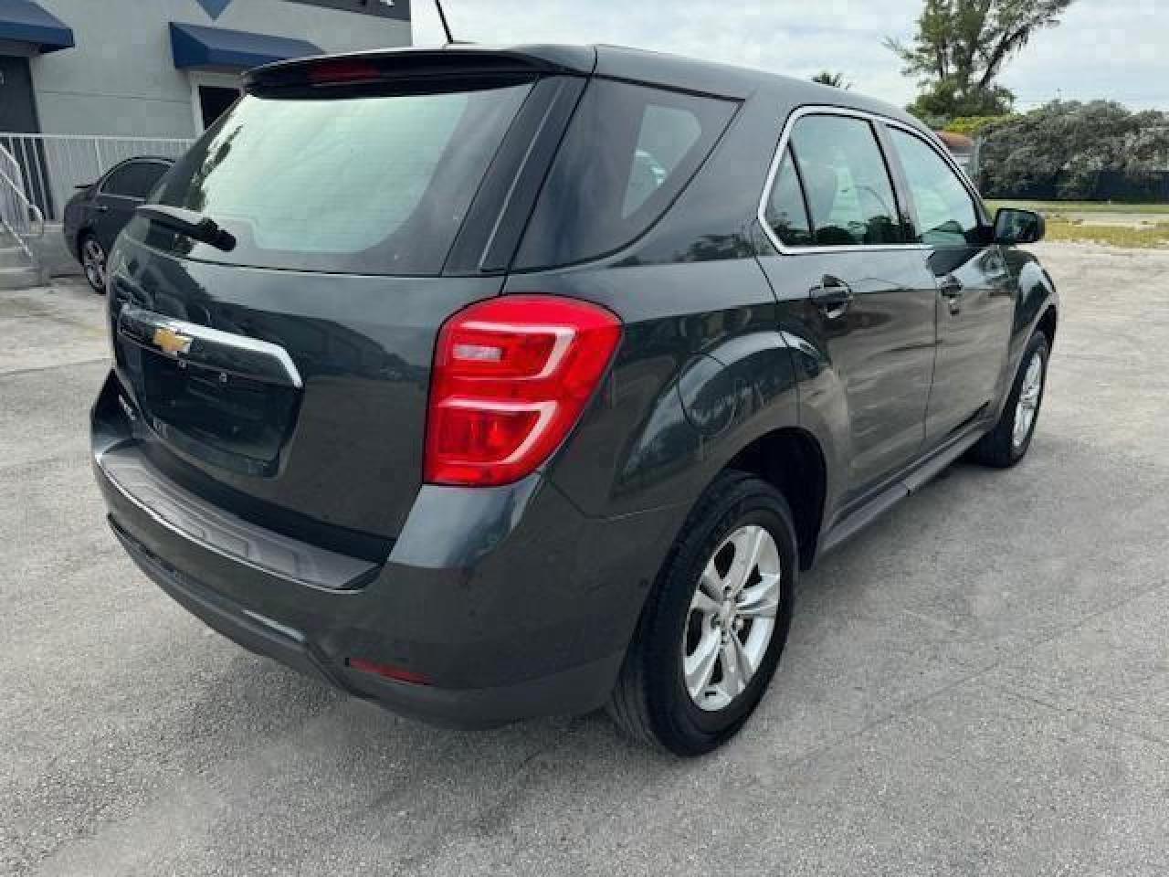 2017 Chevrolet Equinox Ls - Фото 3