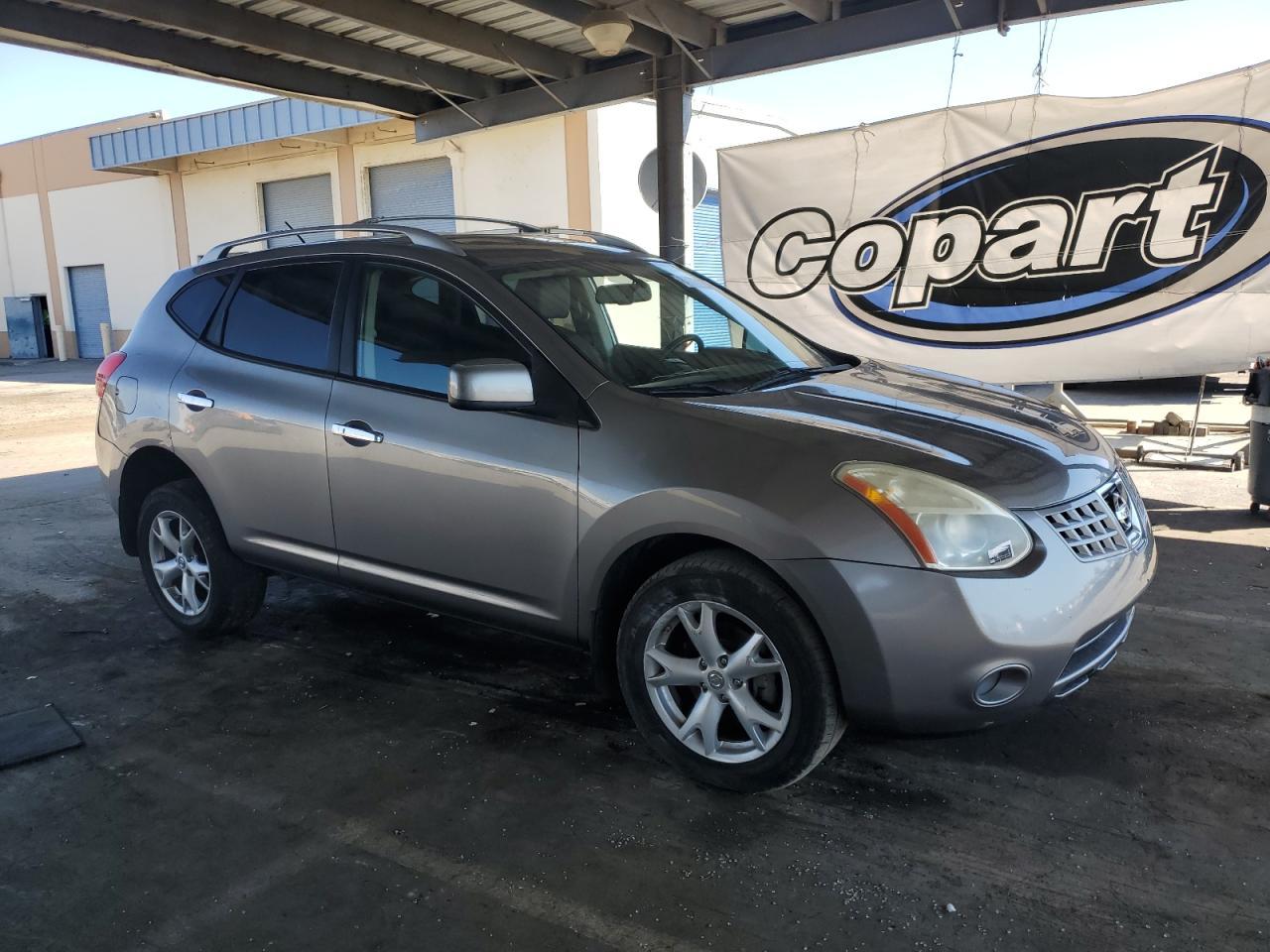 2010 Nissan Rogue S - Image 4