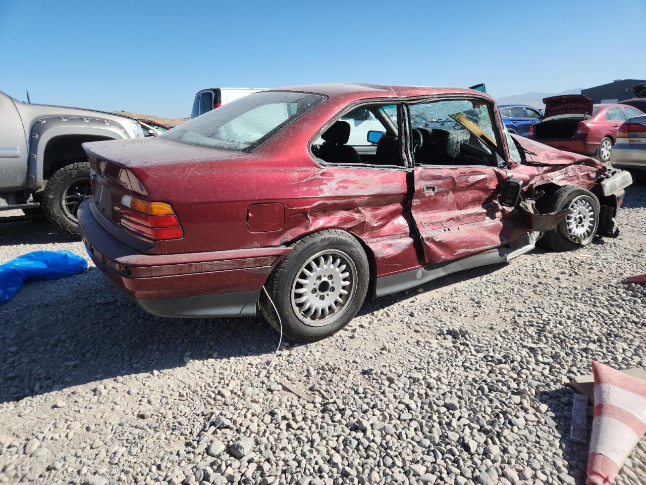 1993 BMW 325 I - Фото 3