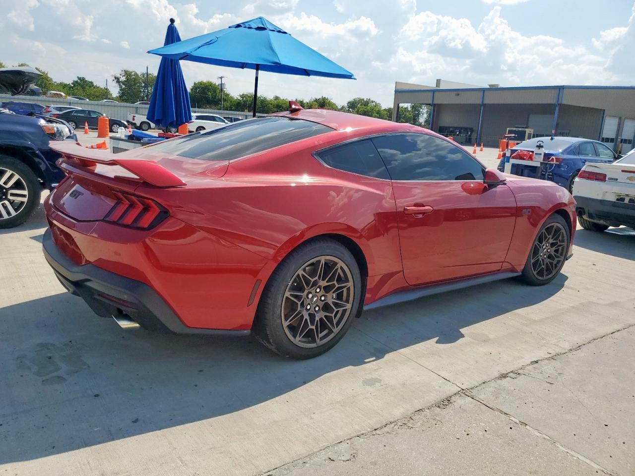 2024 Ford Mustang Gt - Фото 3