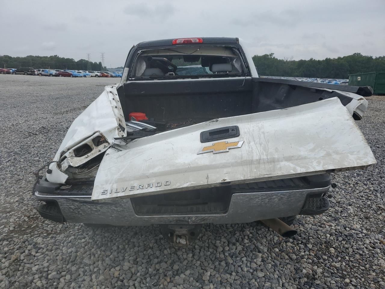 2015 Chevrolet Silverado C2500 Heavy Duty - Image 6