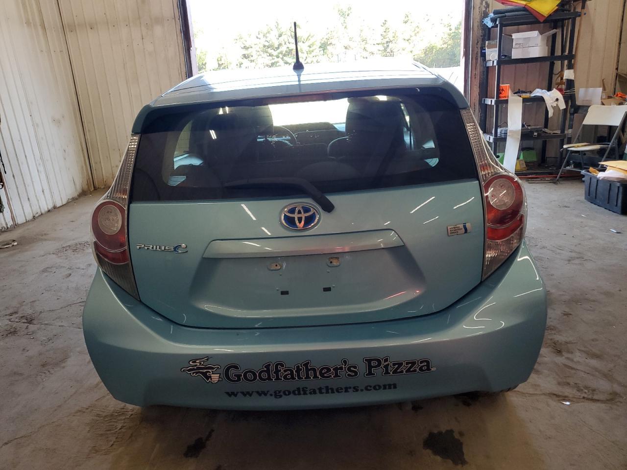 2013 Toyota Prius C - Фото 6