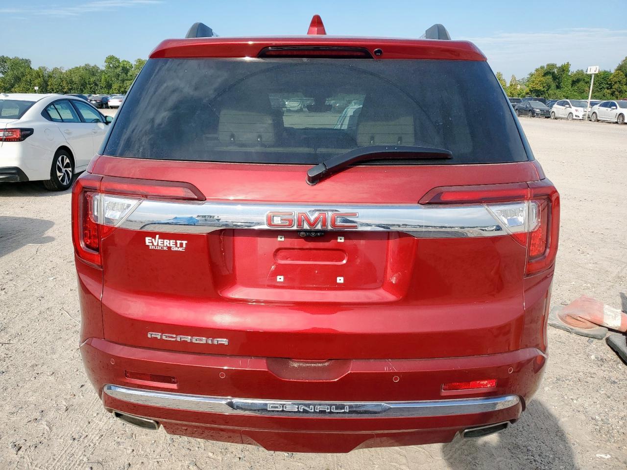 2023 GMC Acadia Denali - Фото 6