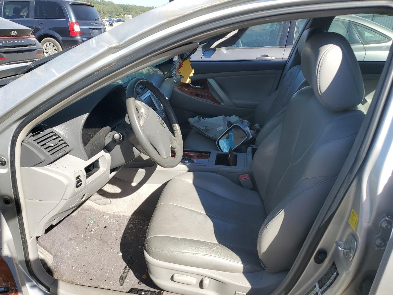 2011 Toyota Camry Se - Image 7