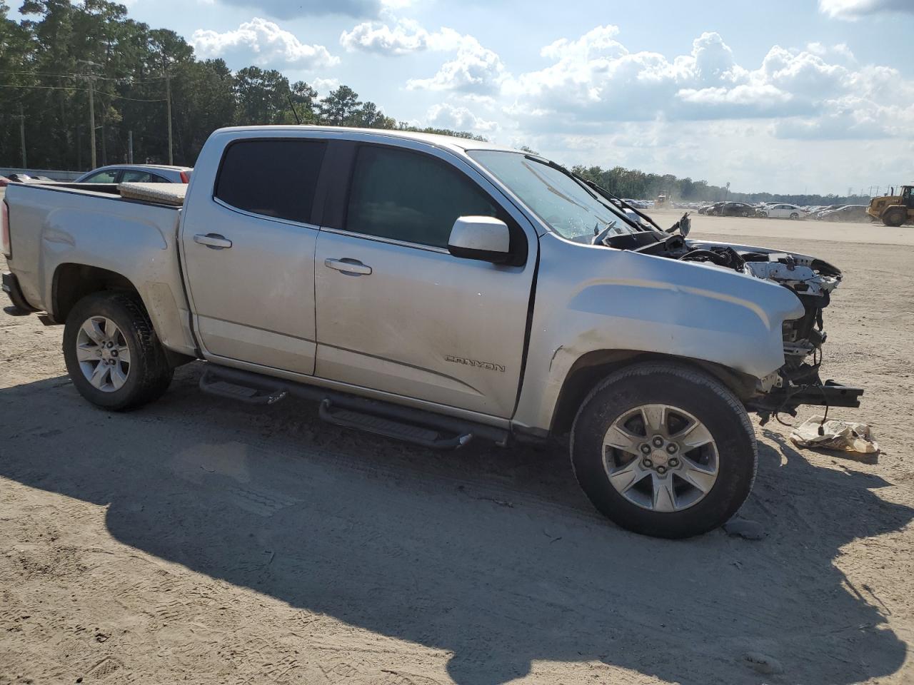 2017 GMC Canyon Sle - Image 4
