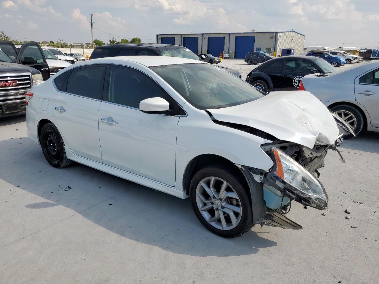 2014 Nissan Sentra S - Фото 4