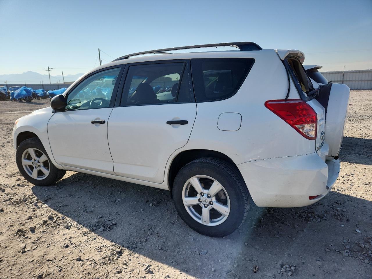 2007 Toyota Rav4 - Image 2