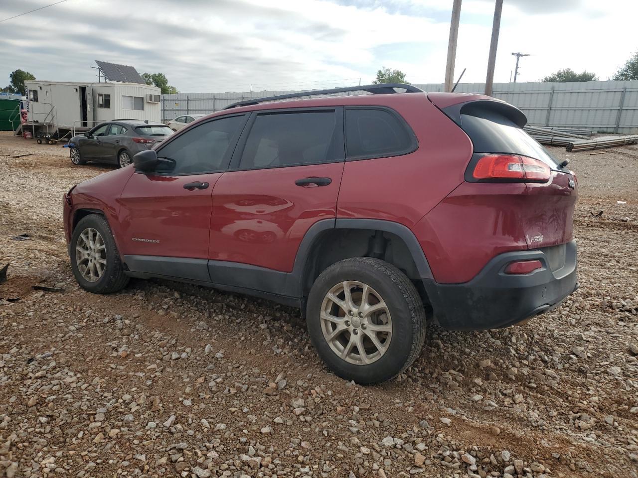 2015 Jeep Cherokee Sport - Image 2