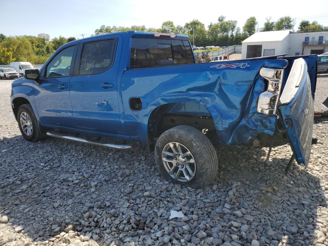 2022 Chevrolet Silverado K1500 Lt - Фото 2