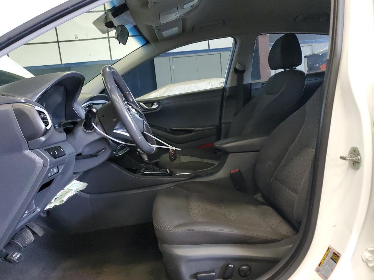 2017 Hyundai Ioniq Sel - Image 7