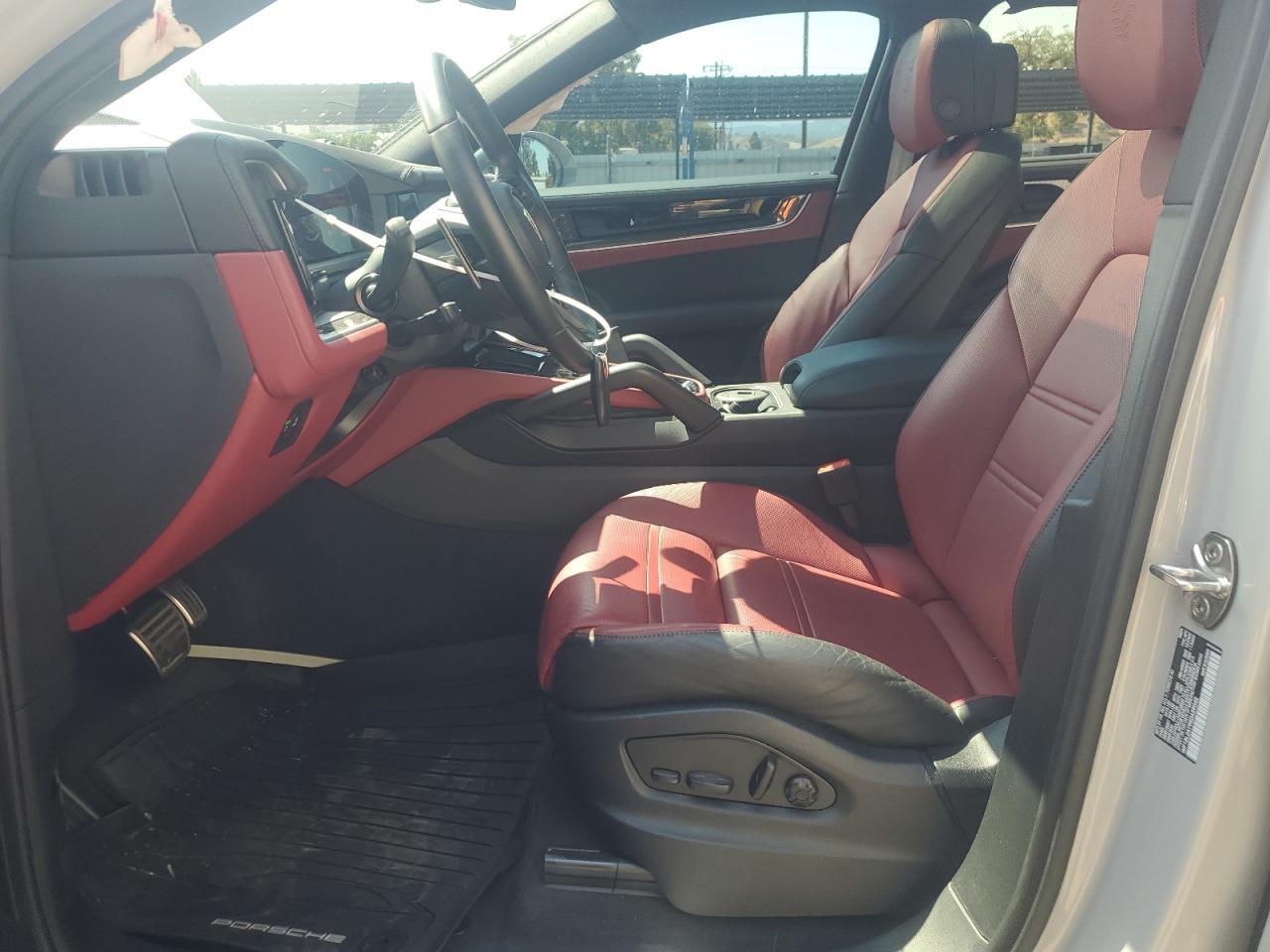 2025 Porsche Cayenne S Coupe - Фото 7
