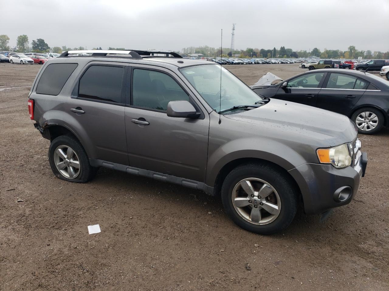 2011 Ford Escape Limited - Фото 4