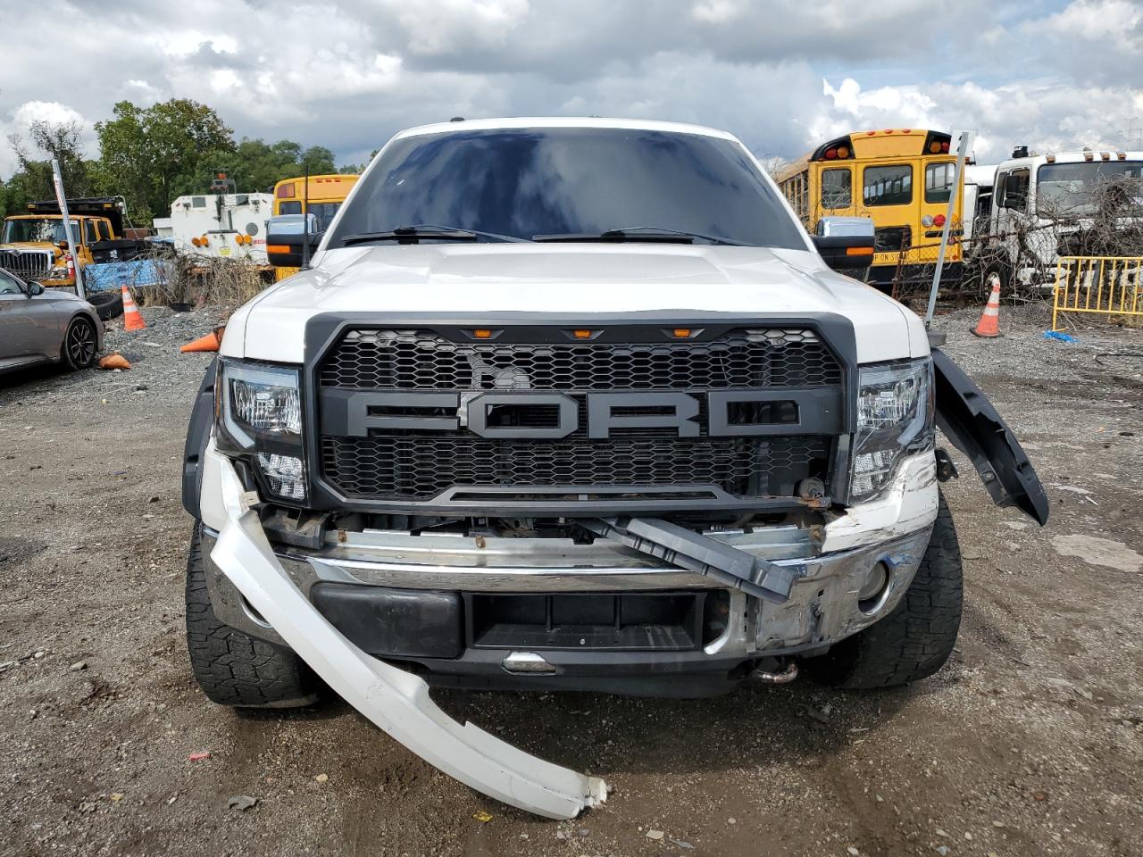 2010 Ford F150 Supercrew - Image 5